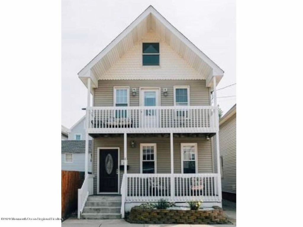 8 Surf Street, Sea Bright, NJ 07760