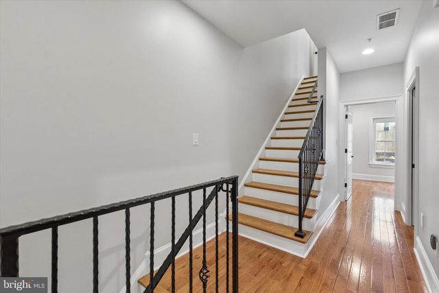 216 WENDOVER ST, Philadelphia, PA 19128