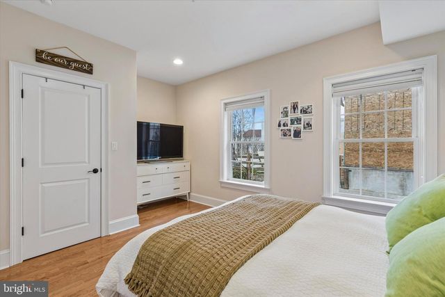 216 WENDOVER ST, Philadelphia, PA 19128