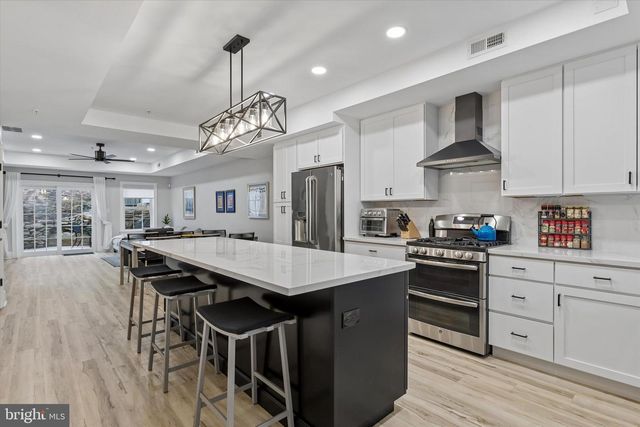 216 WENDOVER ST, Philadelphia, PA 19128