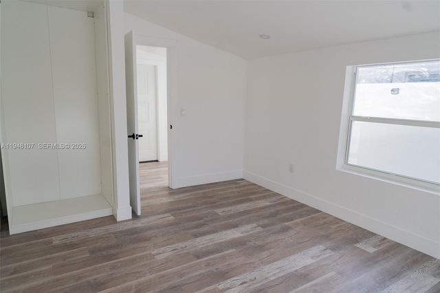 2600 NW 108th St, Miami, FL 33167