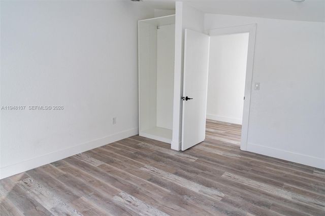 2600 NW 108th St, Miami, FL 33167