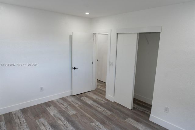 2600 NW 108th St, Miami, FL 33167