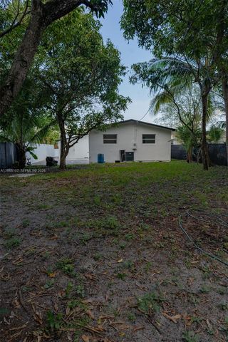 2600 NW 108th St, Miami, FL 33167