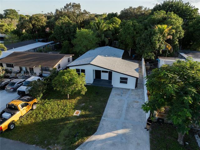 2600 NW 108th St, Miami, FL 33167