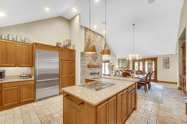 54 Braemar Drive, Valparaiso, IN 46385