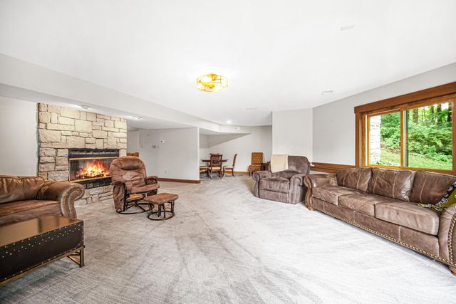 54 Braemar Drive, Valparaiso, IN 46385