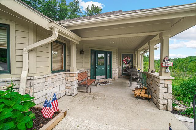 54 Braemar Drive, Valparaiso, IN 46385