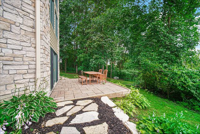 54 Braemar Drive, Valparaiso, IN 46385