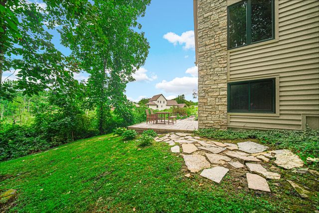 54 Braemar Drive, Valparaiso, IN 46385