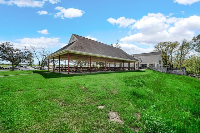 54 Braemar Drive, Valparaiso, IN 46385