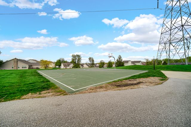 54 Braemar Drive, Valparaiso, IN 46385