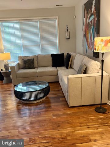 38 KYLE WAY, Ewing, NJ 08628