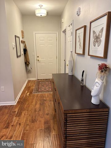 38 KYLE WAY, Ewing, NJ 08628