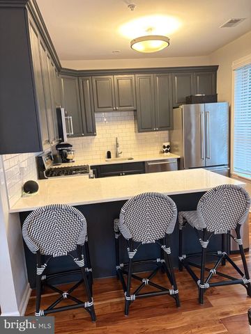38 KYLE WAY, Ewing, NJ 08628