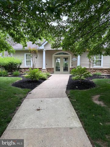 38 KYLE WAY, Ewing, NJ 08628