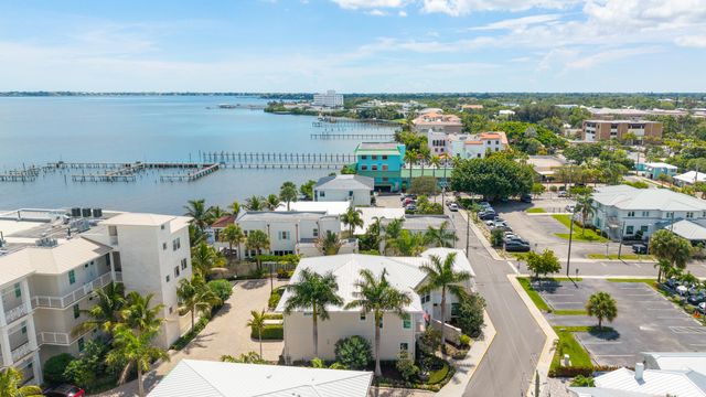 55 SE Seminole Street A, Stuart, FL 34994