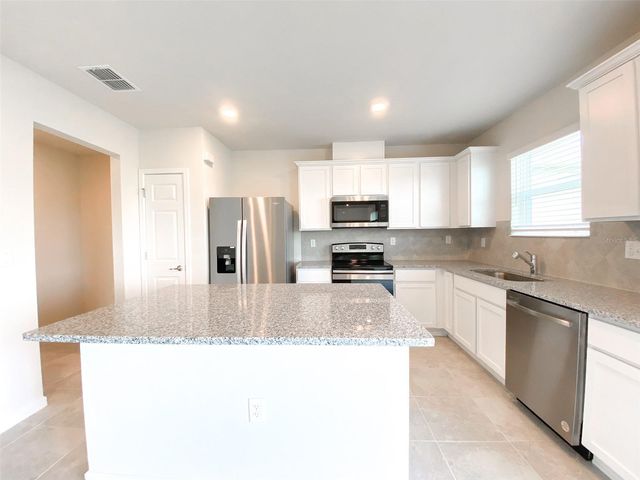 1579 ASPEN AVENUE, Davenport, FL 33837