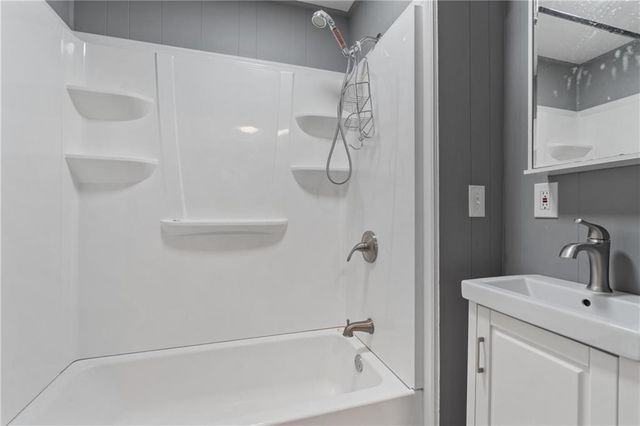 3435 Anderson Avenue, Kansas City, MO 64123
