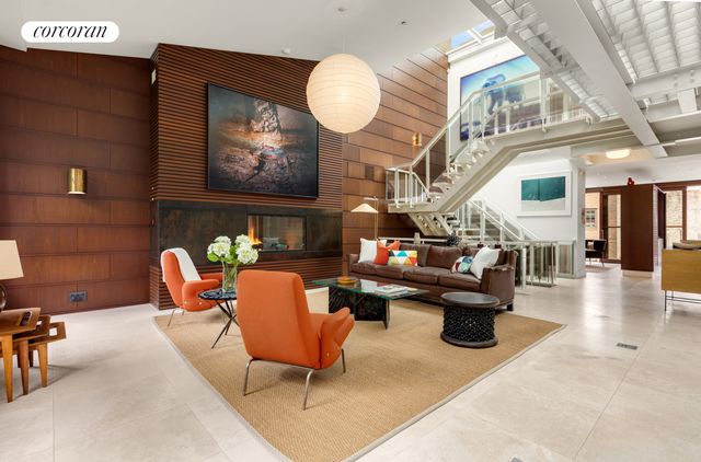 22 GRAMERCY Park S PH, New York City, NY 10003