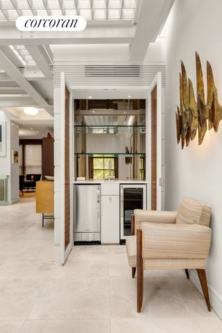 22 GRAMERCY Park S PH, New York City, NY 10003