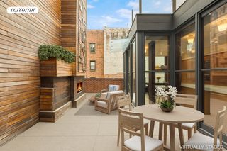 22 GRAMERCY Park S PH, New York City, NY 10003