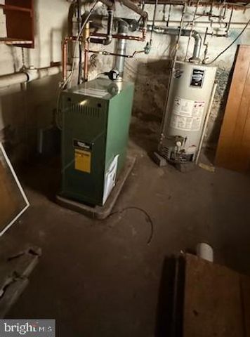 258 N 4TH ST, Perkasie, PA 18944