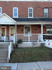 258 N 4TH ST, Perkasie, PA 18944