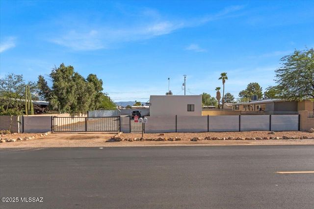 3619 E Felix Boulevard, Tucson, AZ 85706