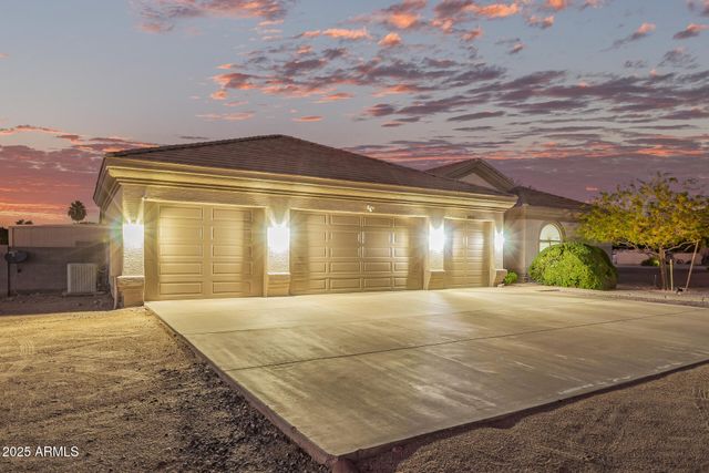 10310 W AVENIDA DEL SOL Street, Peoria, AZ 85383