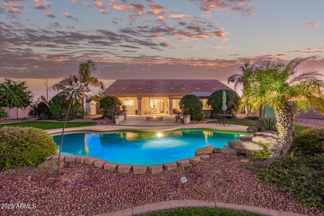 10310 W AVENIDA DEL SOL Street, Peoria, AZ 85383