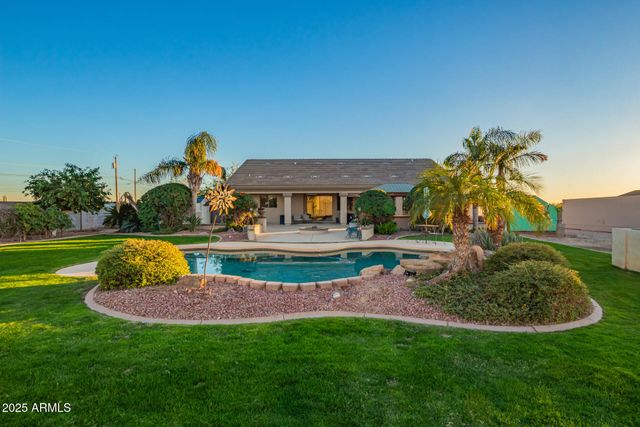 10310 W AVENIDA DEL SOL Street, Peoria, AZ 85383