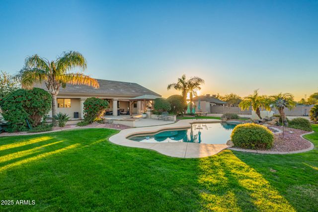 10310 W AVENIDA DEL SOL Street, Peoria, AZ 85383