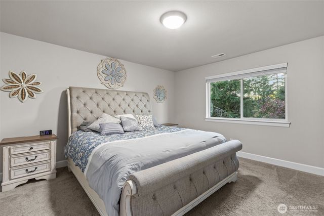 21204 113th Street Ct E, Bonney Lake, WA 98391