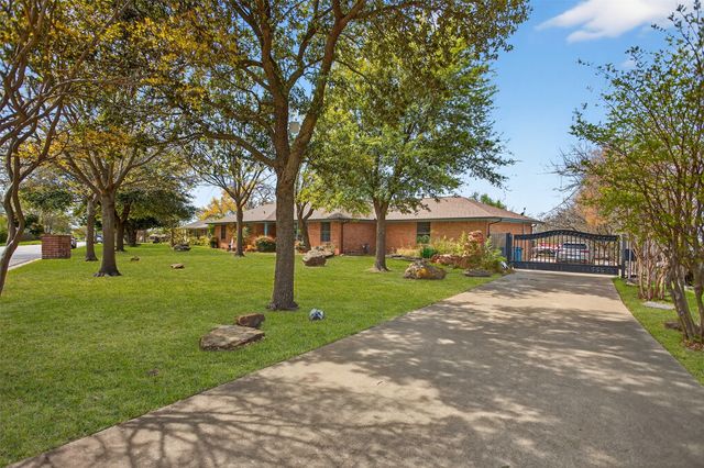 902 S Alamo Road, Rockwall, TX 75087