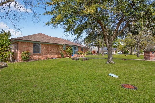 902 S Alamo Road, Rockwall, TX 75087