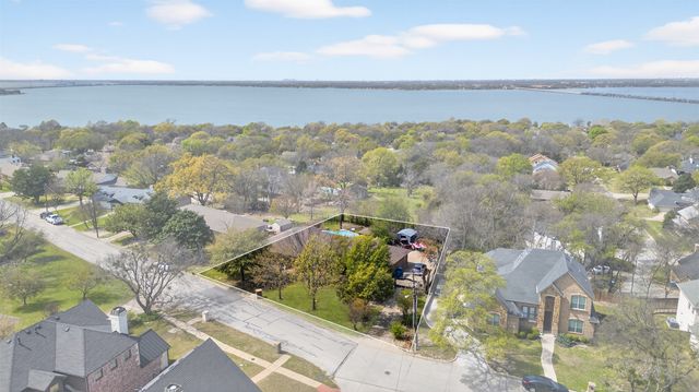 902 S Alamo Road, Rockwall, TX 75087