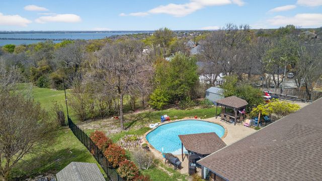 902 S Alamo Road, Rockwall, TX 75087