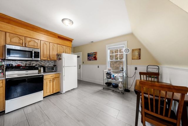 4 Alden St 3, Danvers, MA 01923