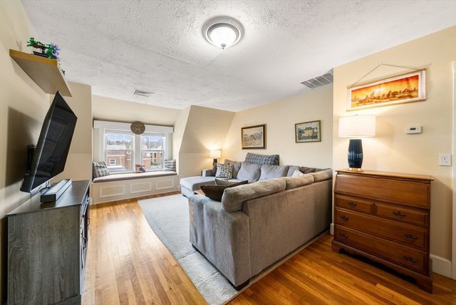 4 Alden St 3, Danvers, MA 01923