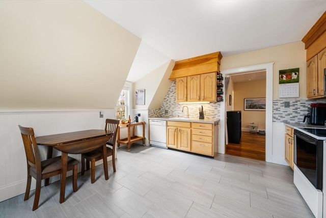 4 Alden St 3, Danvers, MA 01923