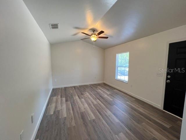 1439 N PARIS STREET, Bell, FL 32619