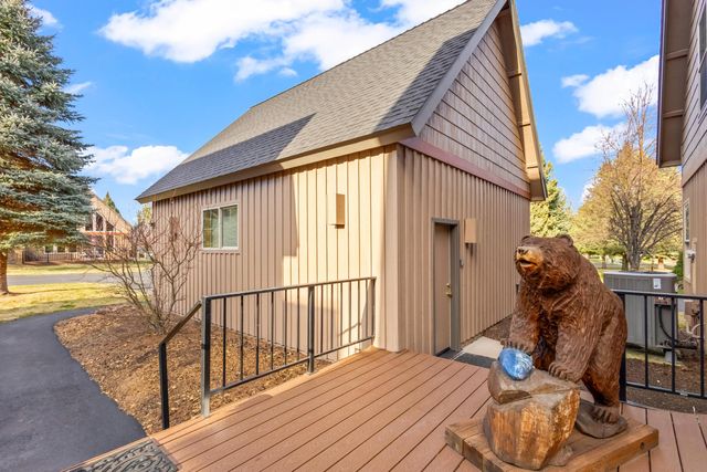 1885 Cinnamon Teal Drive, Redmond, OR 97756