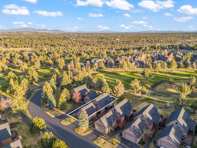 1885 Cinnamon Teal Drive, Redmond, OR 97756