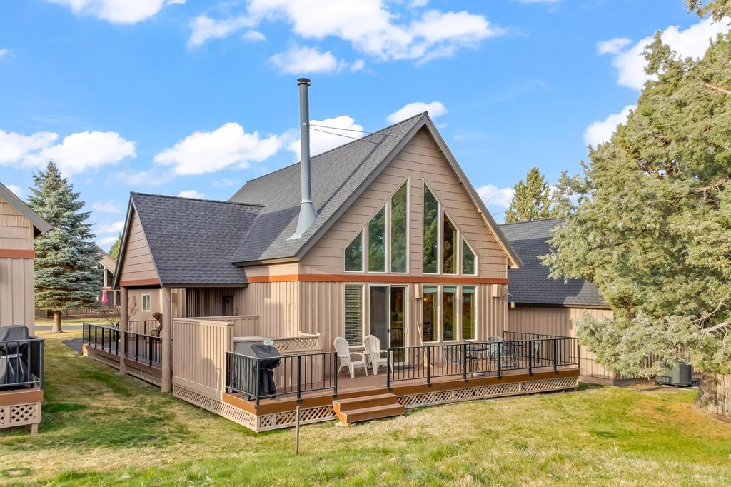 1885 Cinnamon Teal Drive, Redmond, OR 97756