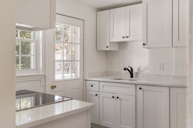27 Payne Road 1, Newton, MA 02461