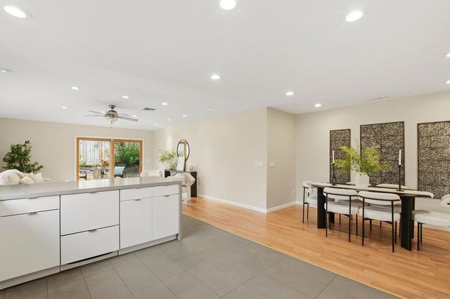 11390 Acrux, San Diego, CA 92126