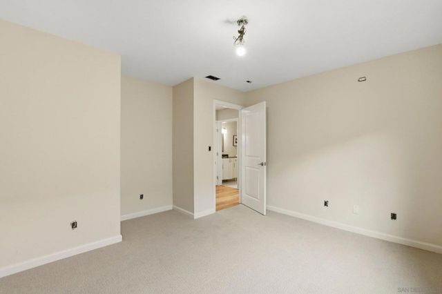 11390 Acrux, San Diego, CA 92126