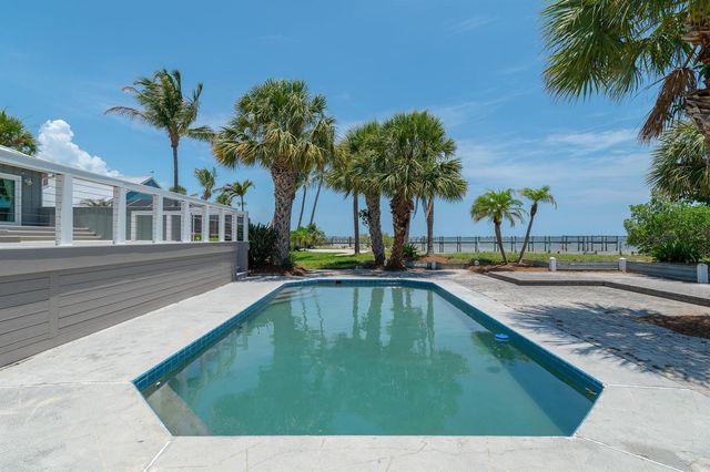 114 N SEWALLS POINT Road, Sewalls Point, FL 34996