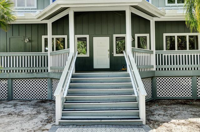114 N SEWALLS POINT Road, Sewalls Point, FL 34996